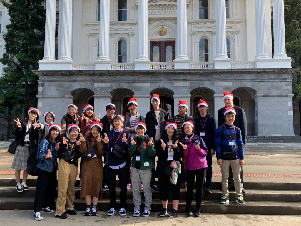 Japanese Exchange Students Sing at California State Capitol 3